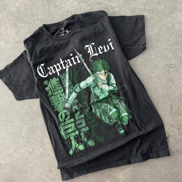 Vintage Y2k Attack On Titan Captain Levi Green Black Graphic Tee Small - Picture 1 of 5